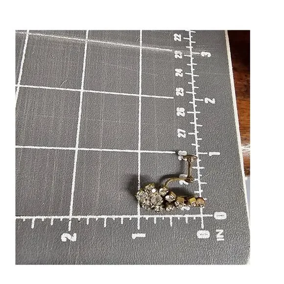 Antique 20s Earrings Screw-backs Rhinestone Art Deco Glam Lux - Picture 4 of 4